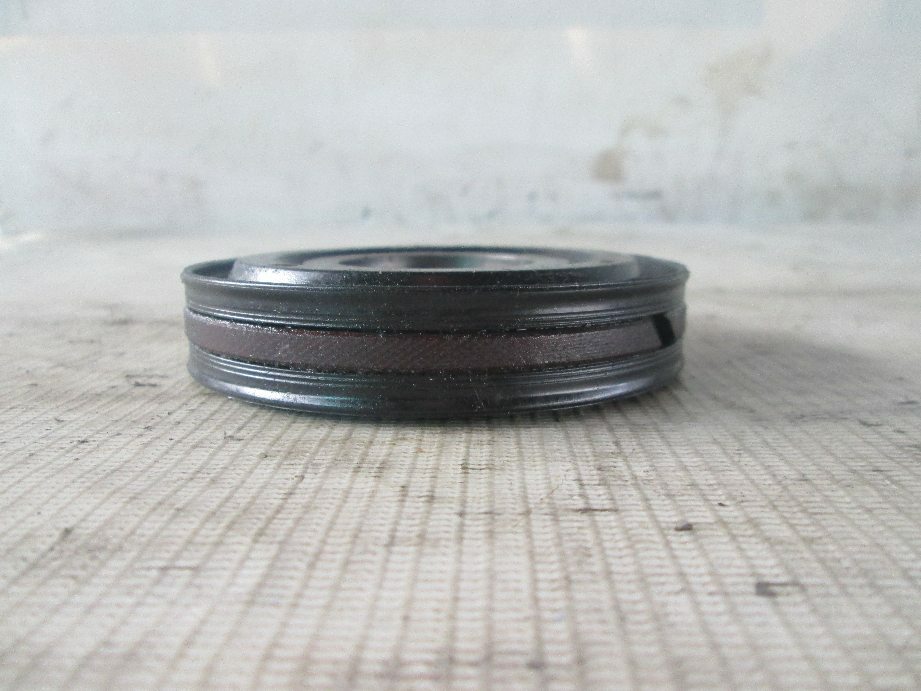 поршень коробки передач б/у - 2